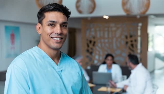 Student at Virohan learning to manage hospital administration