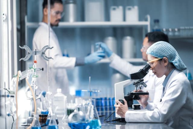 Lab Technician