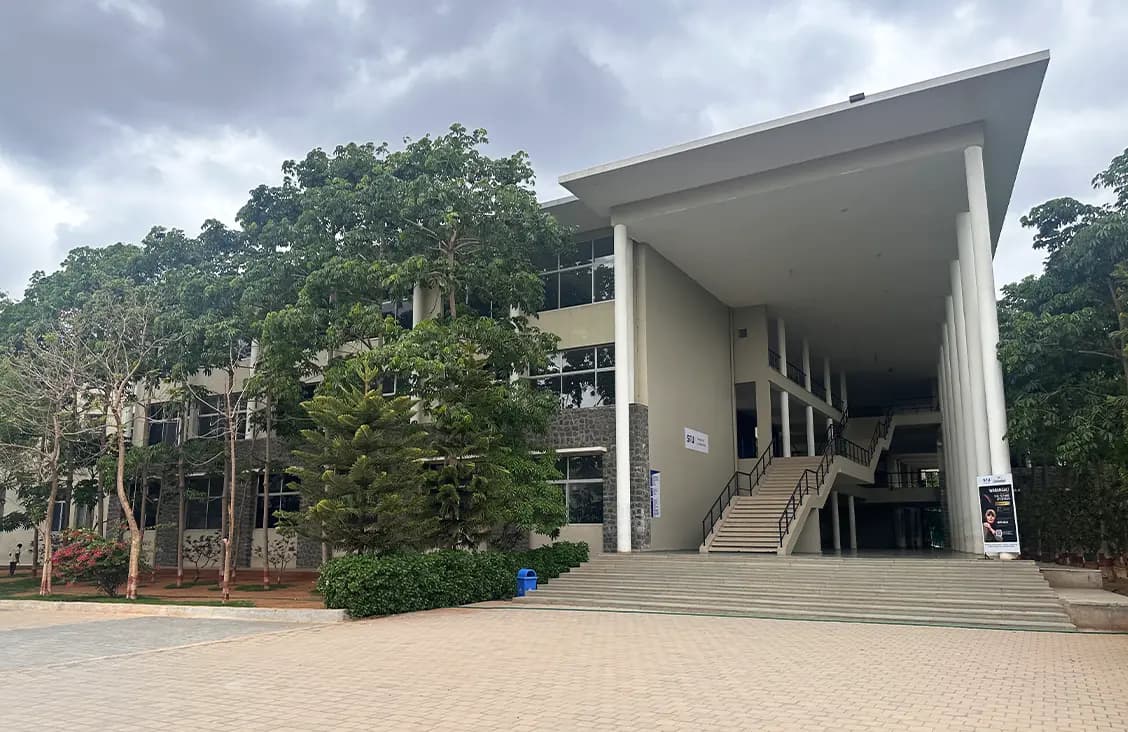 campus-8